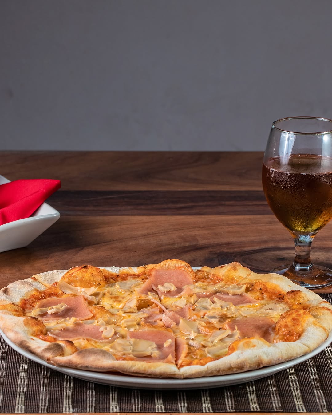 Wood-fired, ocean-side, made with Amore
🍕 🔥 🌊 🇮🇹 🤍
Real Italian pizza with a Zanzibar view. Crispy, golden and impossible to resist

Find PizzAmore. Where? In our Link In Bio!

#karafuubeachresort #zanzibar #pizza #italianfood #foodlover #beachvibes