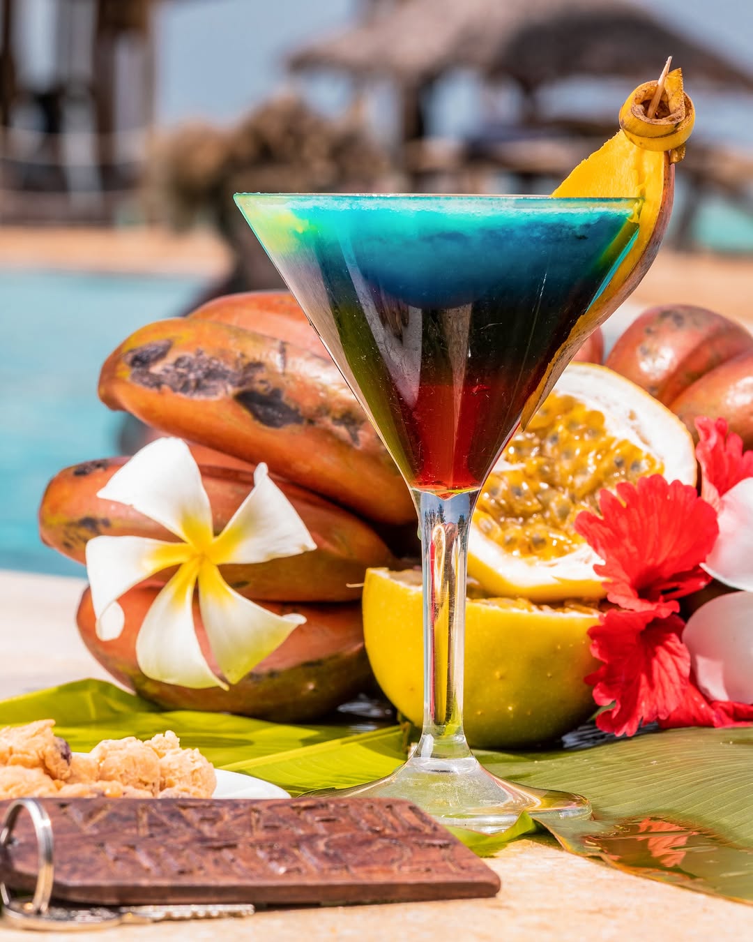 Golden hour calls for a drink by the sea
🍹 🌅 🌊 🎶 🤍
Signature cocktails, sea breeze and the sound of the waves at Zanzi Bar. This is how the evening begins.

Join us for sundowners - Link In Bio.

#karafuubeachresort #zanzibar #beachbar #sundowner #cocktails #oceanview